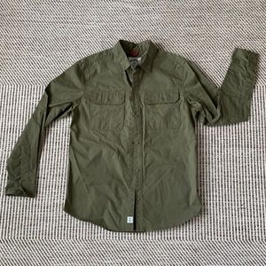 Iron and Resin Mens Medium Highland Shirt